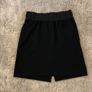 GAP maternity skirt